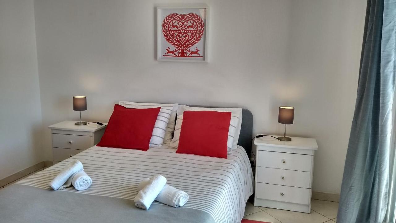 Apartamentos Monica كوارتيرا المظهر الخارجي الصورة