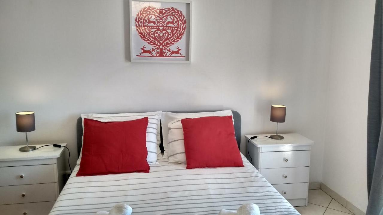 Apartamentos Monica كوارتيرا المظهر الخارجي الصورة